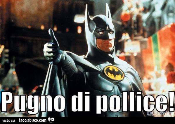 Batman pugno di pollice