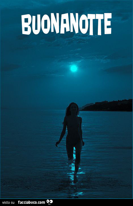 Ragazza nuda in acqua. Buonanotte